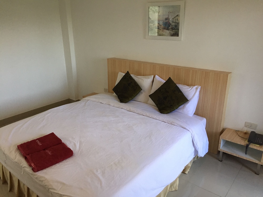 STANDARD, DOUBLE BED