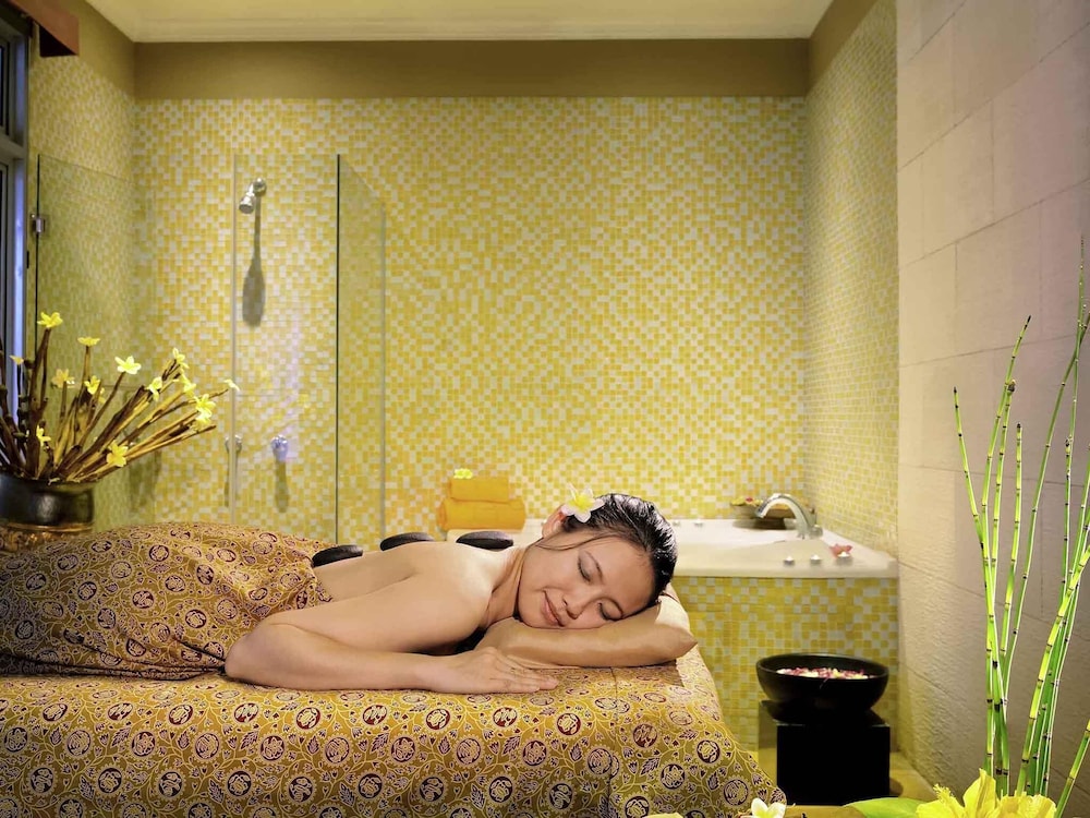 NOVOTEL SOLO 33/64