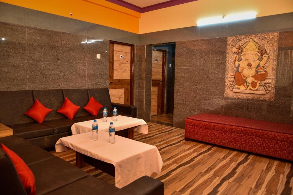 Sree Varada International 19/26
