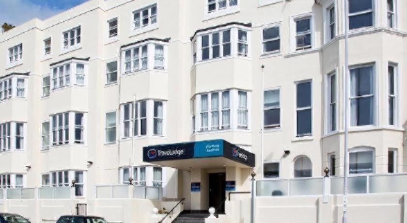 Travelodge Worthing Seafront 1/17
