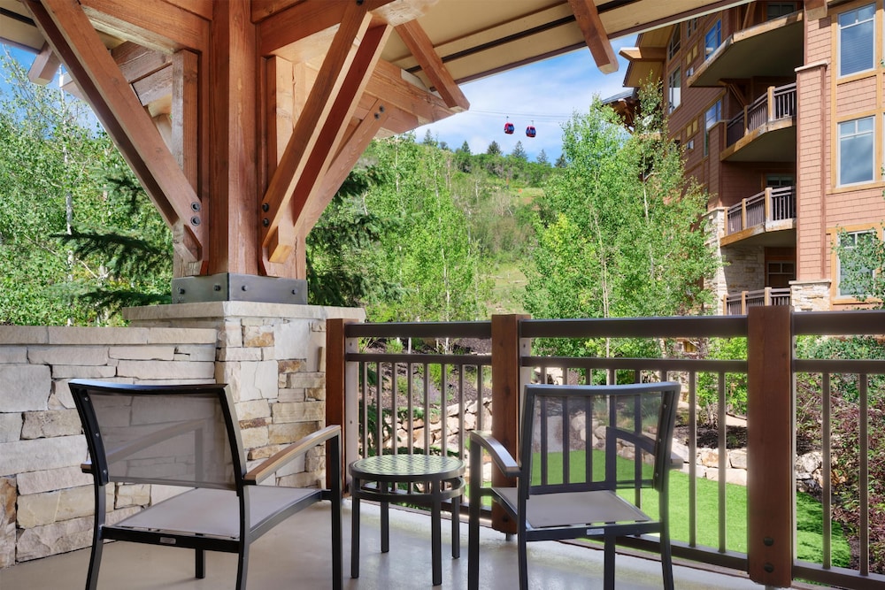 Hyatt at the Canyons by Park City Vacations 66/85