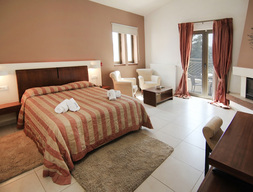 Delina Mountain Spa Resort 19/86