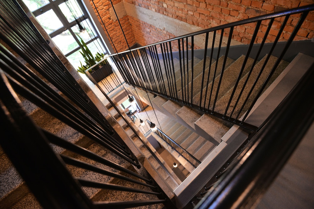 The Loop Hotel 31/63