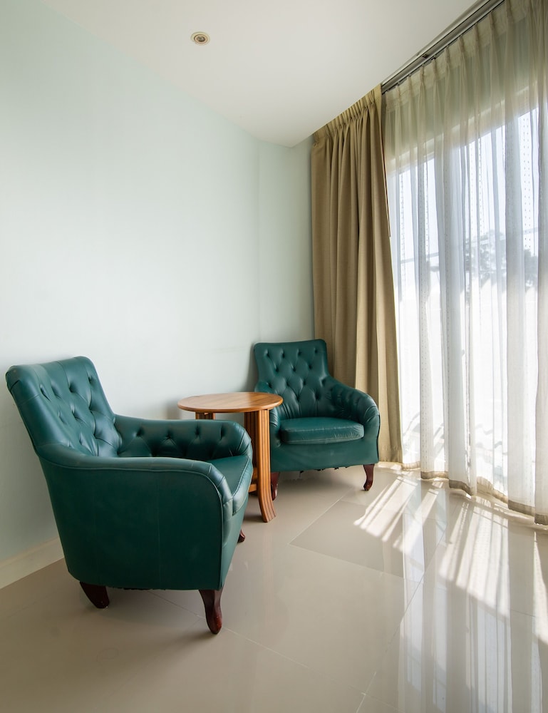 Royal Beach View 45/71