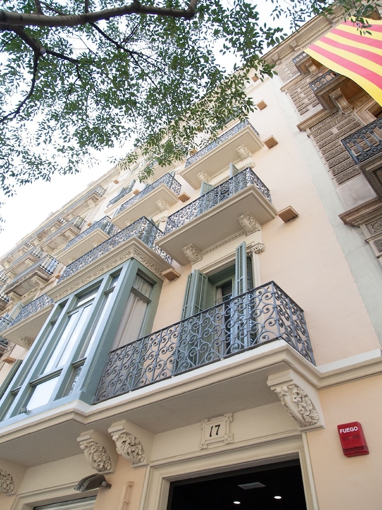 Hotel Ambit Barcelona 2/53
