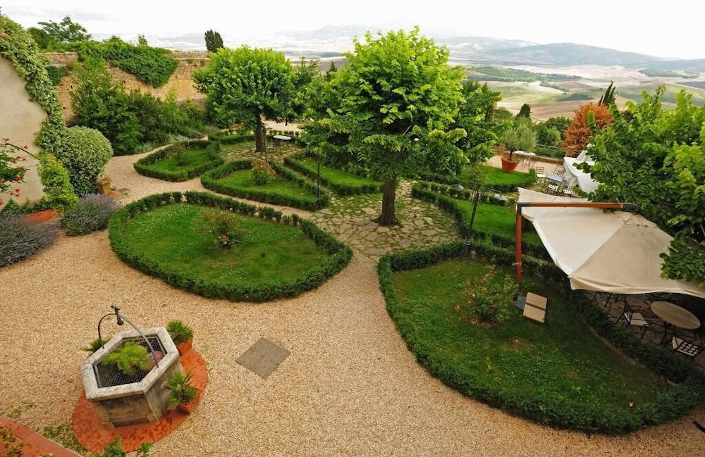 Relais Ii Chiostro Di Pienza Hotel 58/72