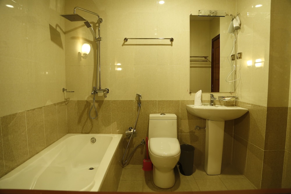 Ye-Afoli International Hotel 76/79