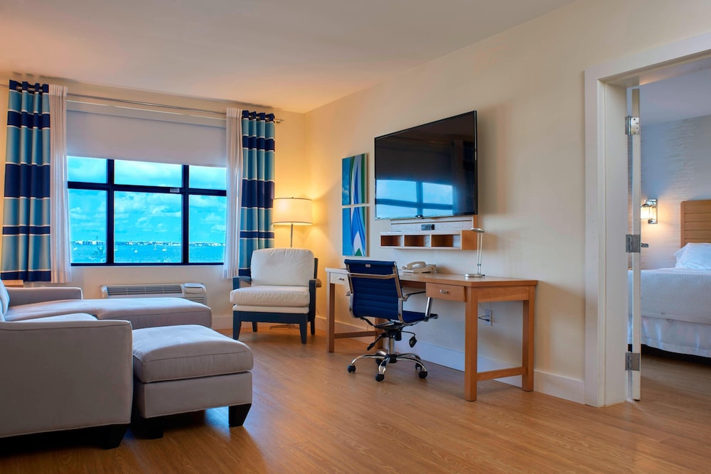 Four Points By Sheraton Punta Gorda Harborside 34/60