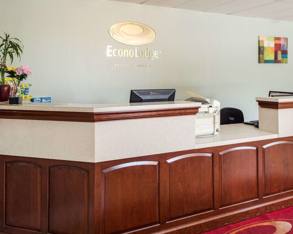 Rodeway Inn Colonial Heights I-95 6/40