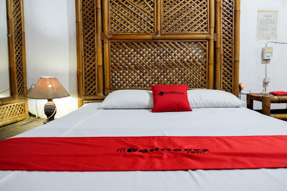 Reddoorz Plus Near Jalan Baru Bogor 10/32