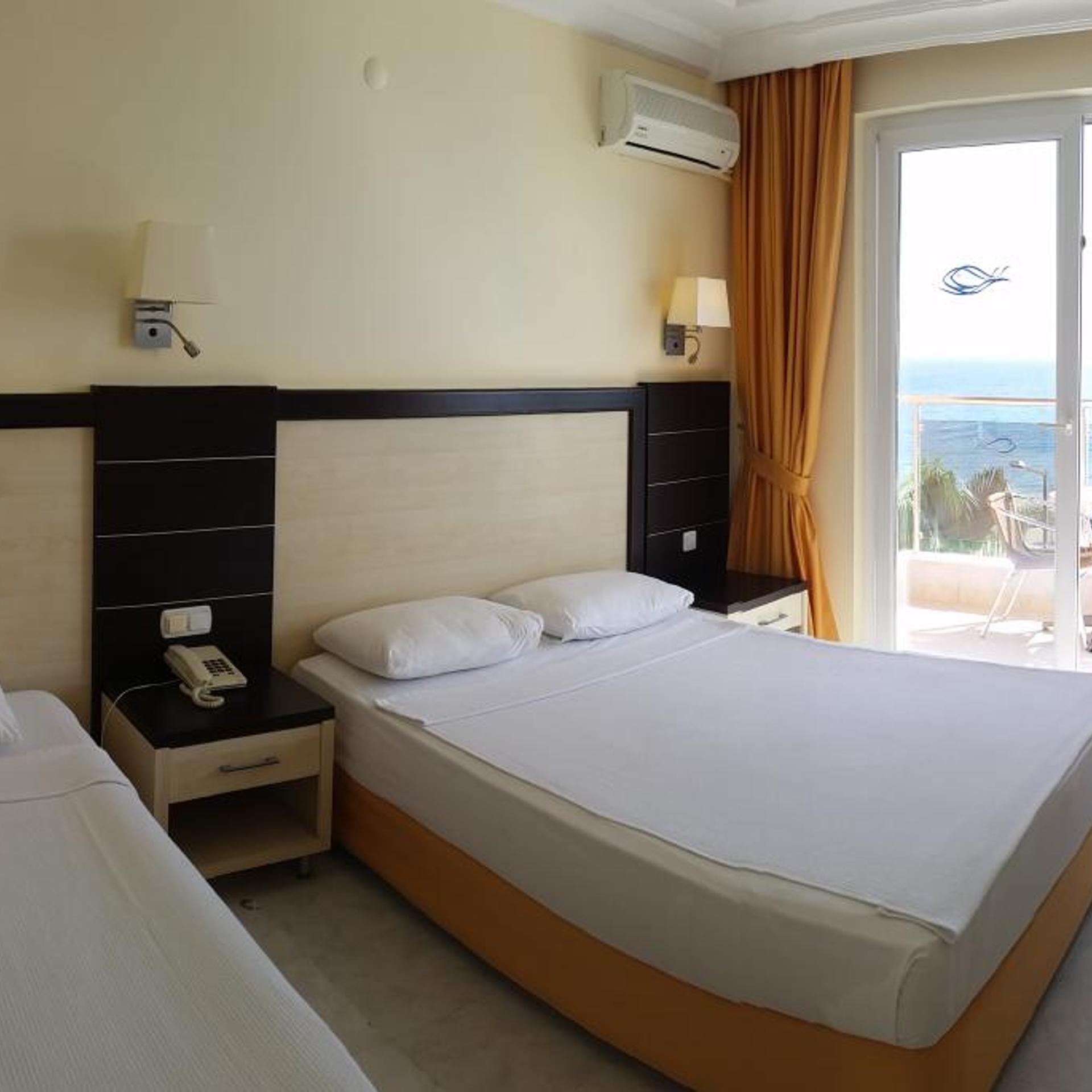 ROOM, DOUBLE BED, SEA VIEW