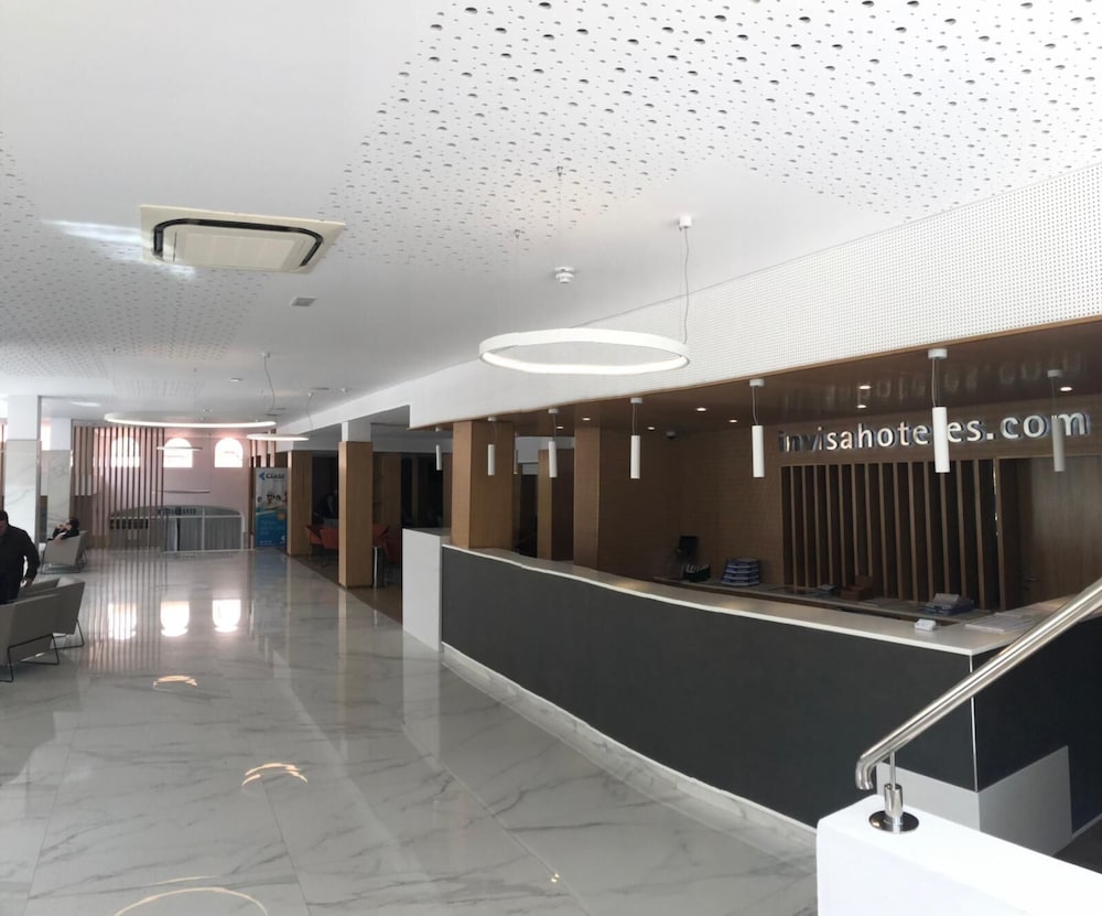 Invisa Hotel Club Cala Verde 8/103