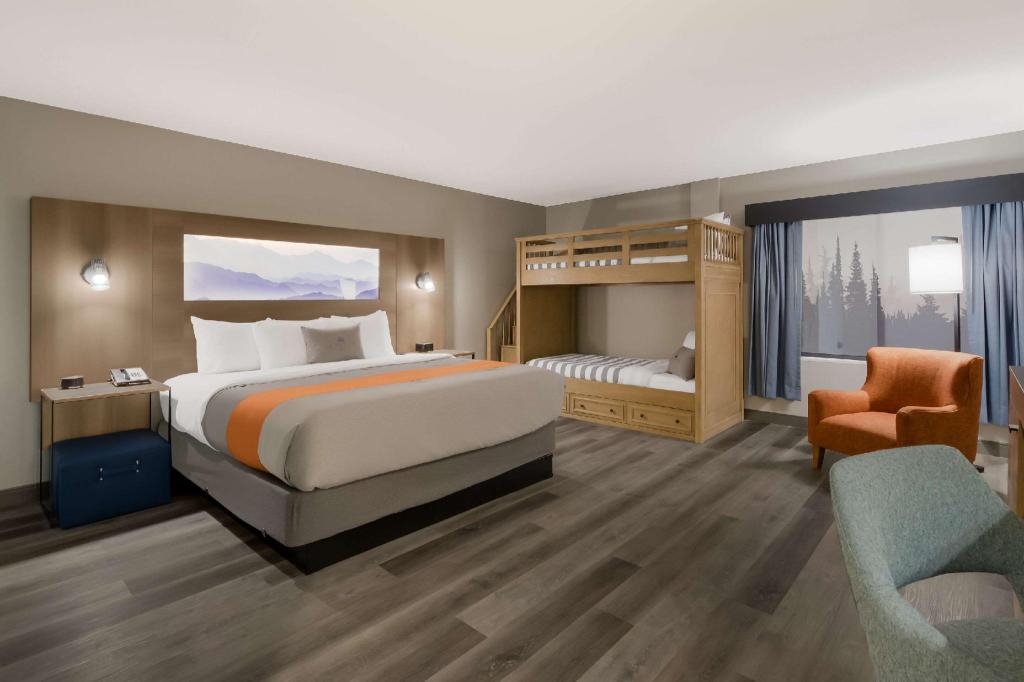 Upgrade, Suite, King and Twin Beds، Graystone Lodge, an Ascend Collection Hotel 3/10
