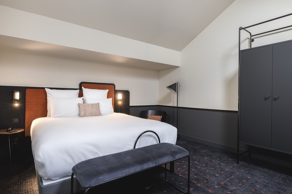 Mercure Bordaux Gare Atlantic 28/76