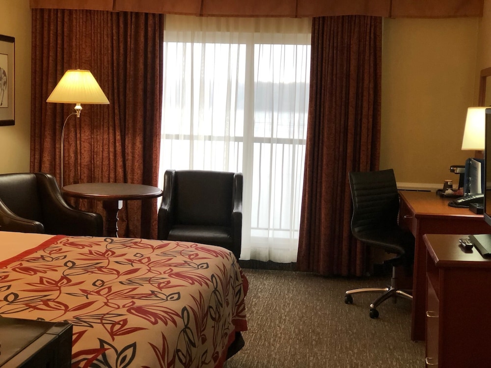 Anchor Inn And Suites 34/34