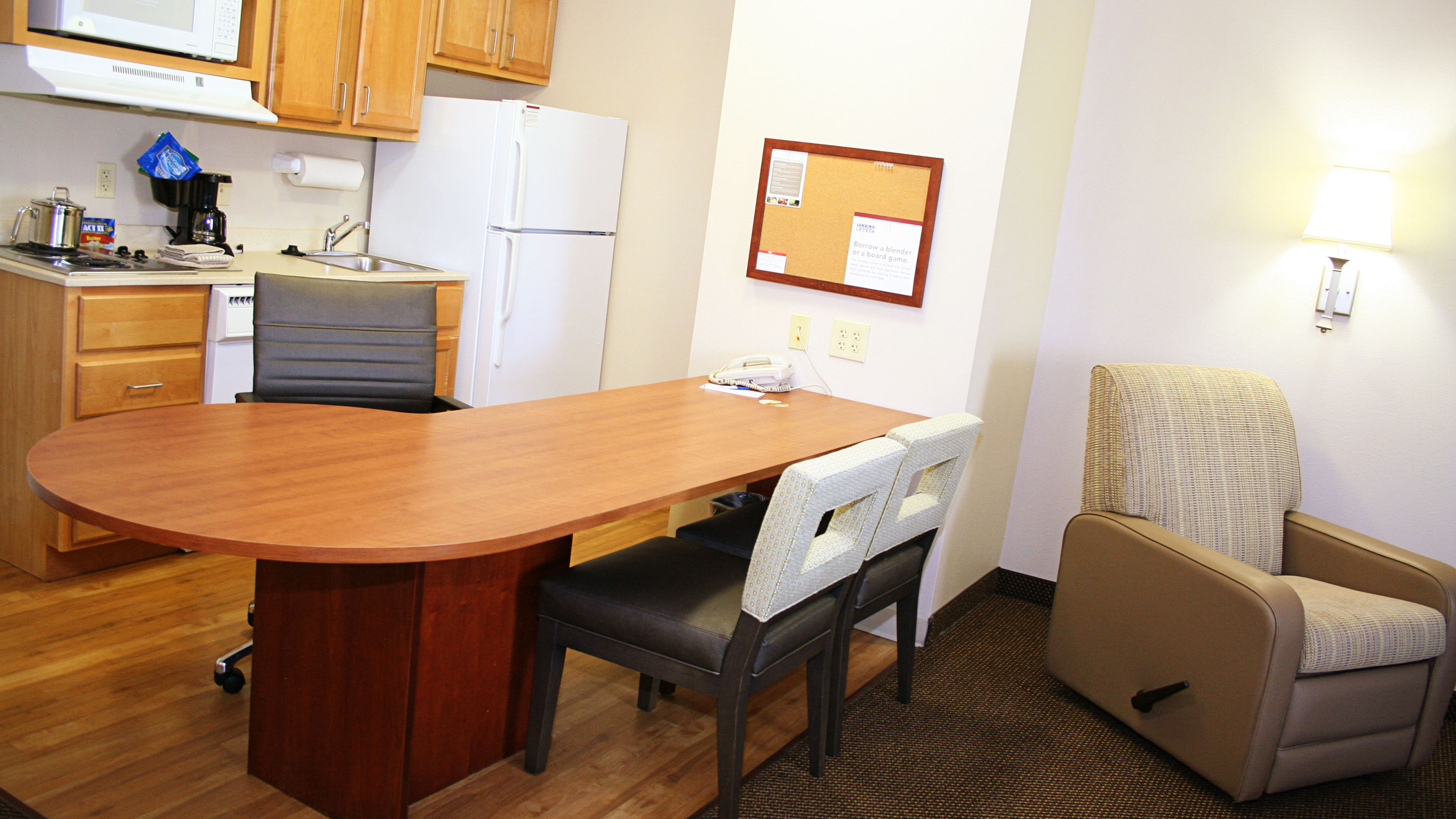 Candlewood Suites Harrisonburg 22/43