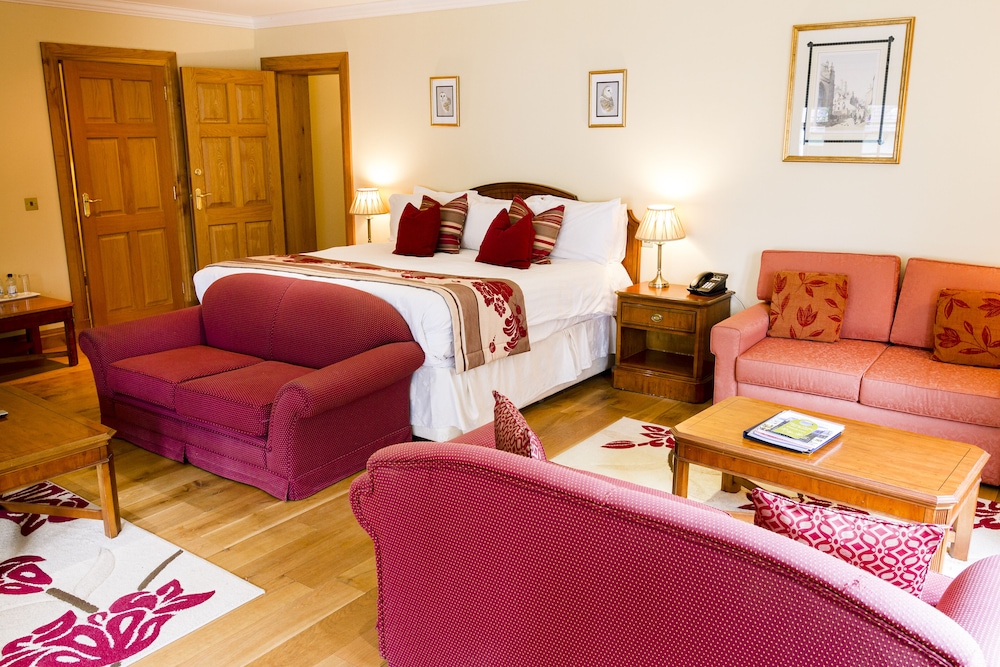 Pine Trees Hotel Pitlochry 38/65