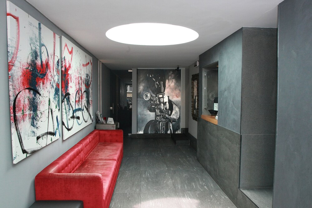 Residence Cineapollo 10/50