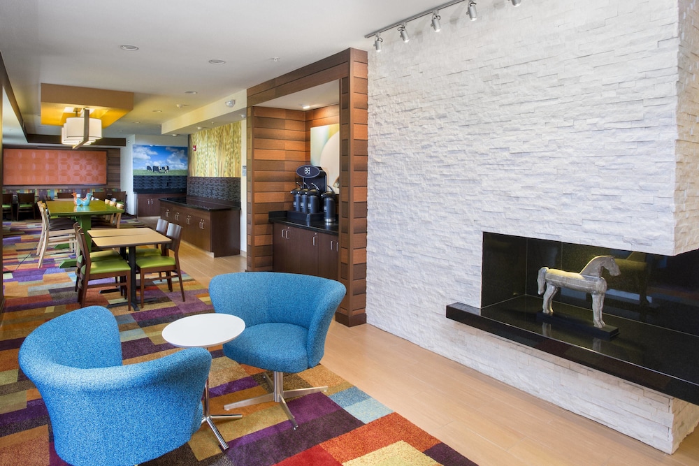 Fairfield Inn & Suites Quincy 7/33