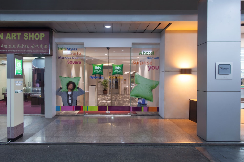 Ibis Styles Jakarta Mangga Dua Square 22/55