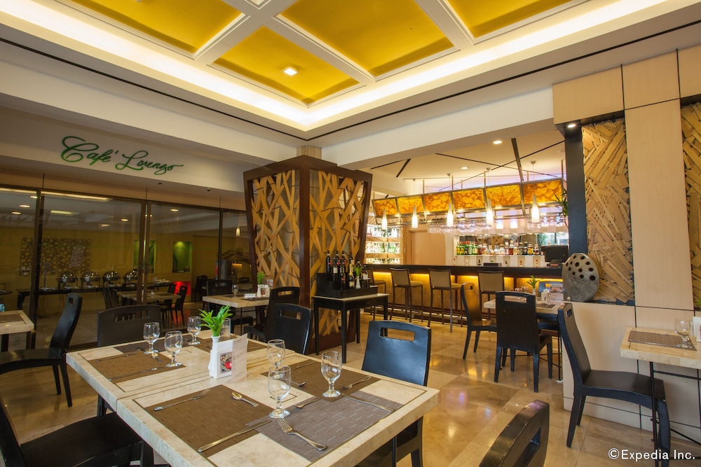 Cebu Grand Hotel 35/50