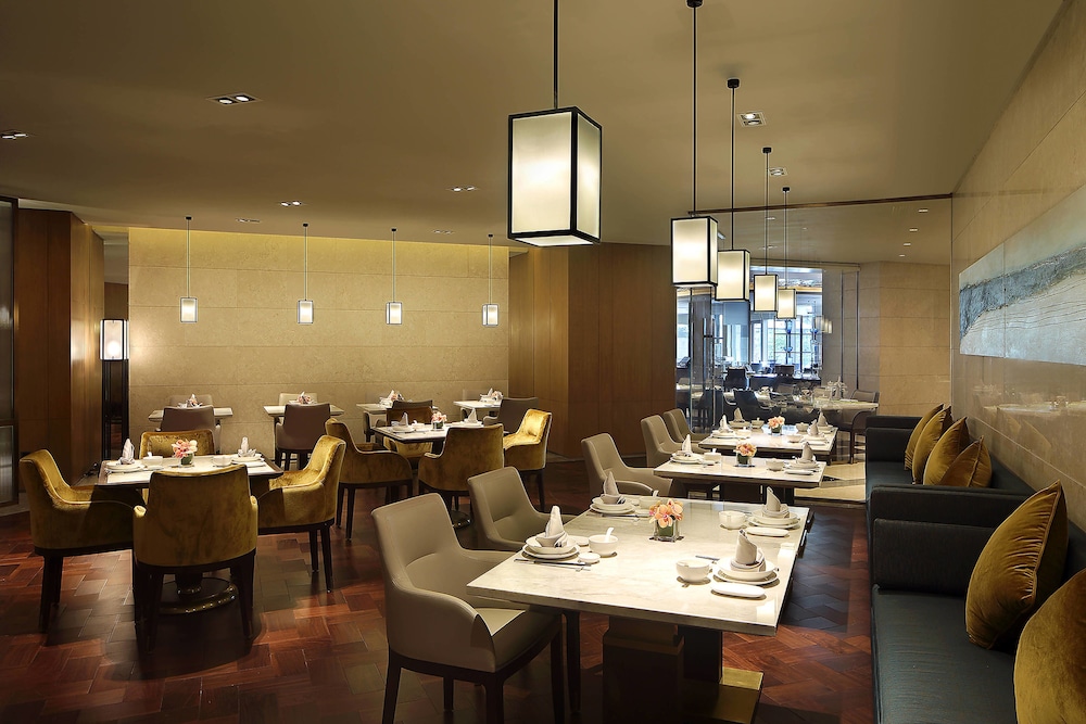 Sheraton Grand Hangzhou Binjiang Hotel 38/55