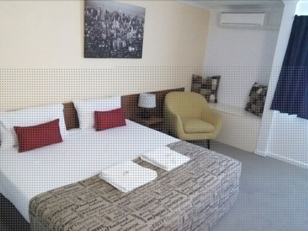 Hampton Villa Motel (ex.Comfort Inn Rockhampton) 10/71
