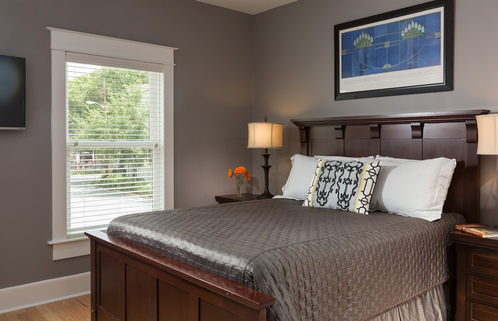Azalea Inn and Villas 18/71