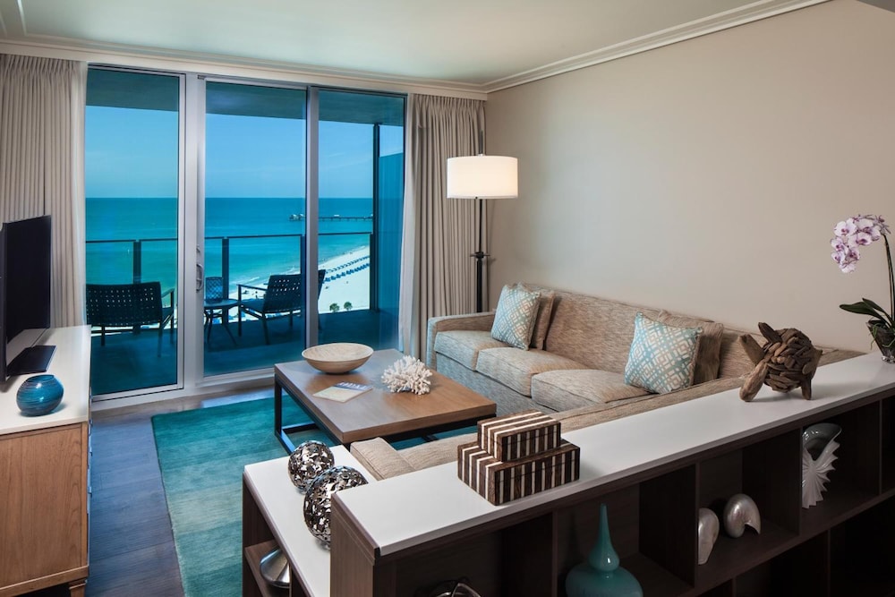 Opal Sands Resort 22/46