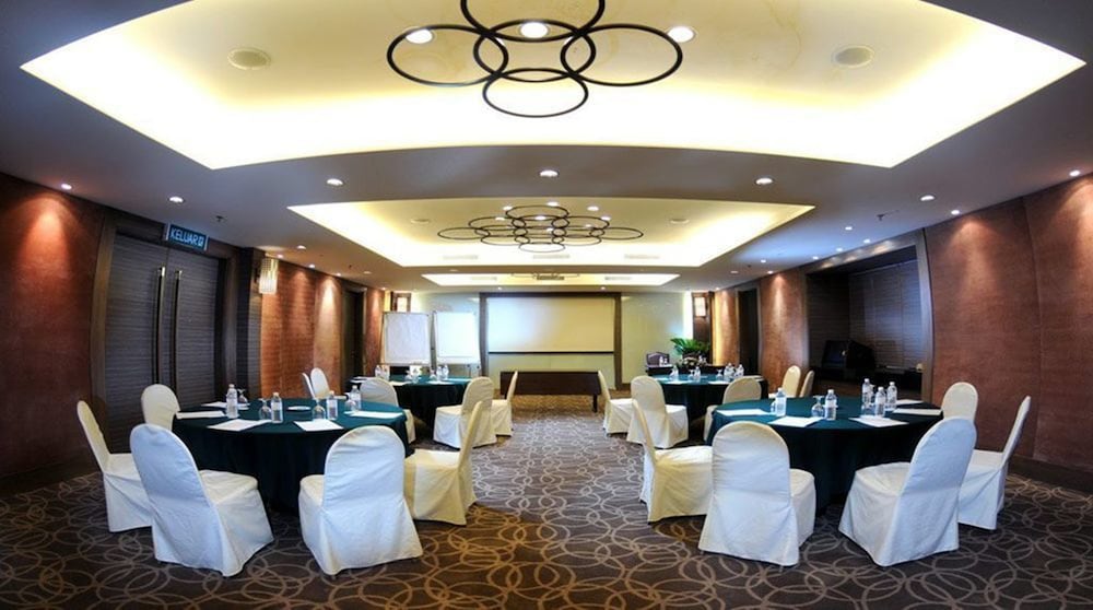 Grand Margherita Hotel 24/32