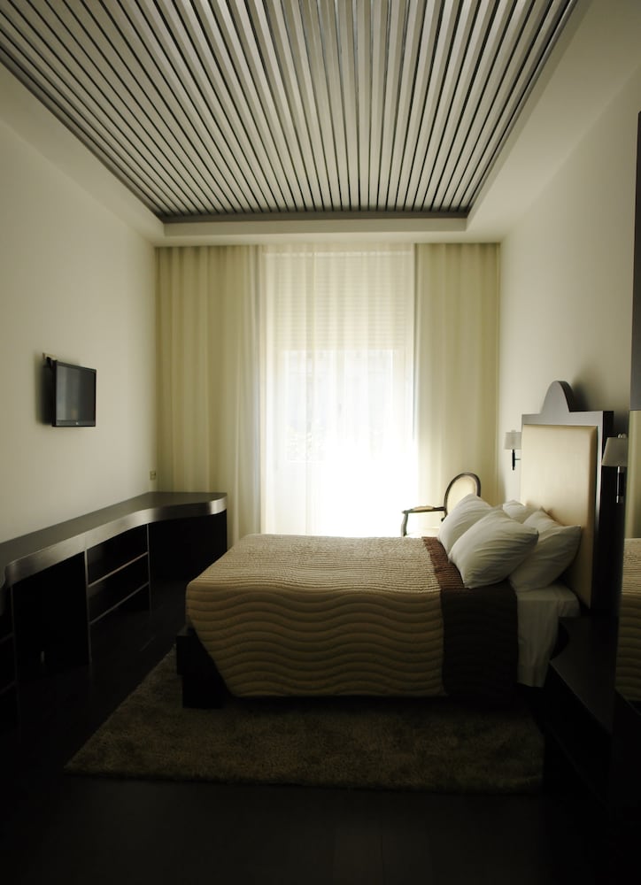 Universal Hotel 12/58