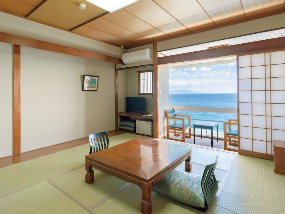 Atagawa Onsen Blue Ocean 16/50