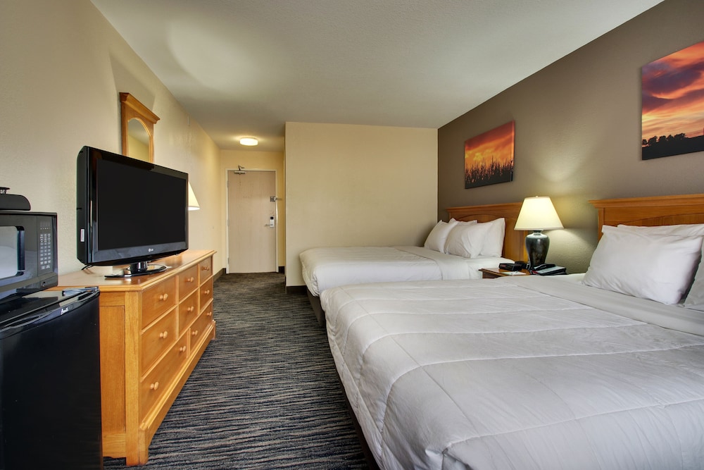 Everspring Inn Suites 21/44