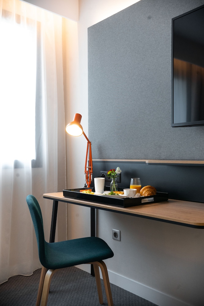 Holiday Inn Paris - CDG Airport 56/74