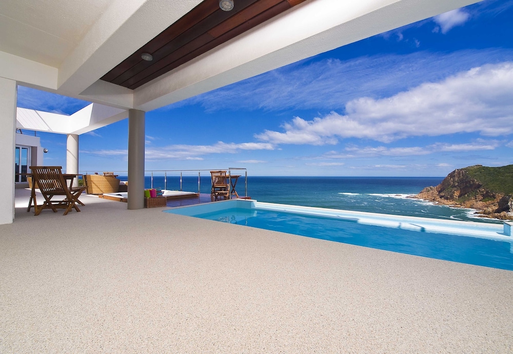 Head over Hills Luxury Retreat 40/50