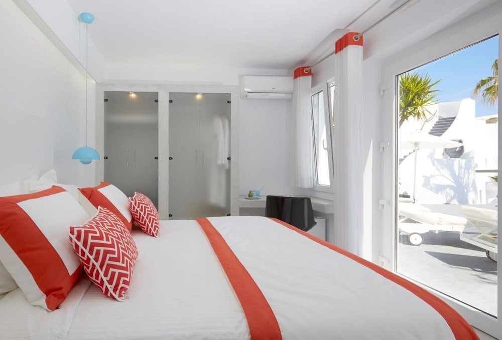 Alta Vista Suites 6/63