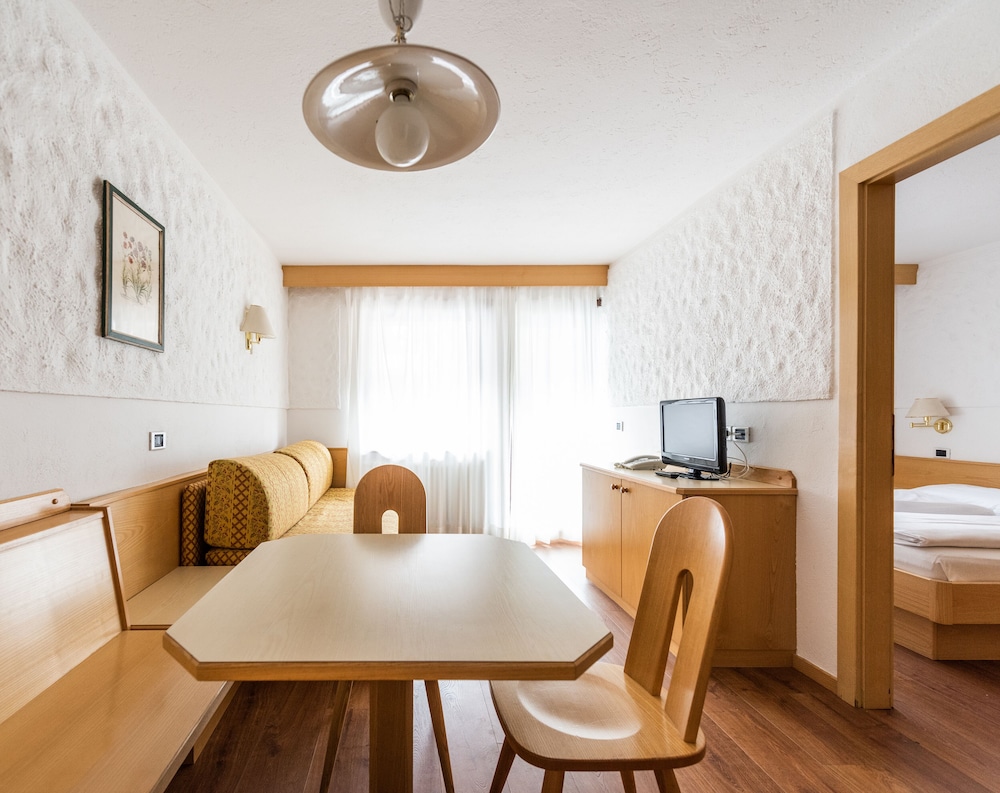 Residence Antares 63/81