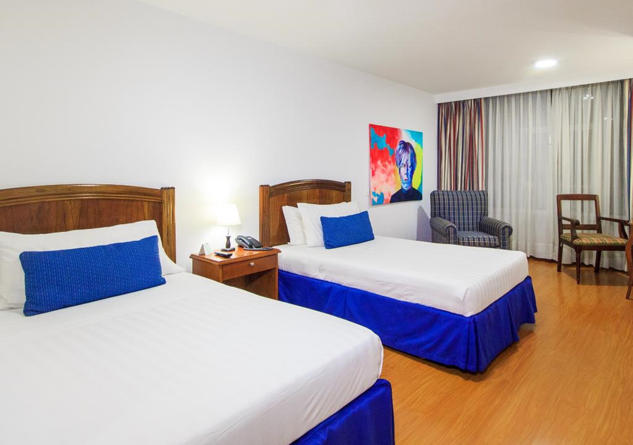 Standard, Twin Beds