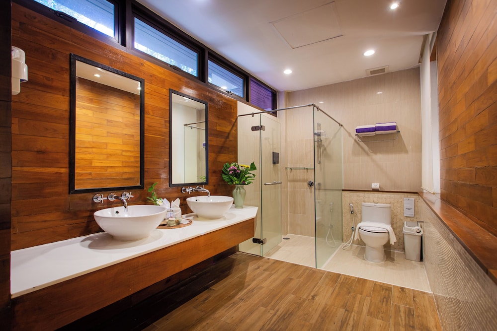 Baan Krating Phuket Resort 73/73