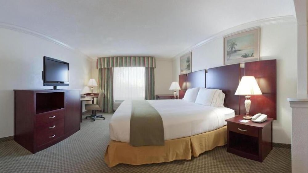 Holiday Inn Express Hotel And Suites Florida City Gateway To Keys 26/70