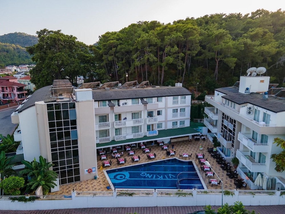 Viking Express Hotel in KEMER
