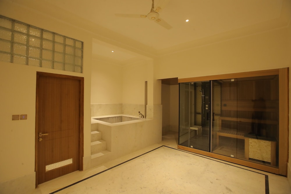 Buena Vista Luxury Garden Spa Resort 32/72
