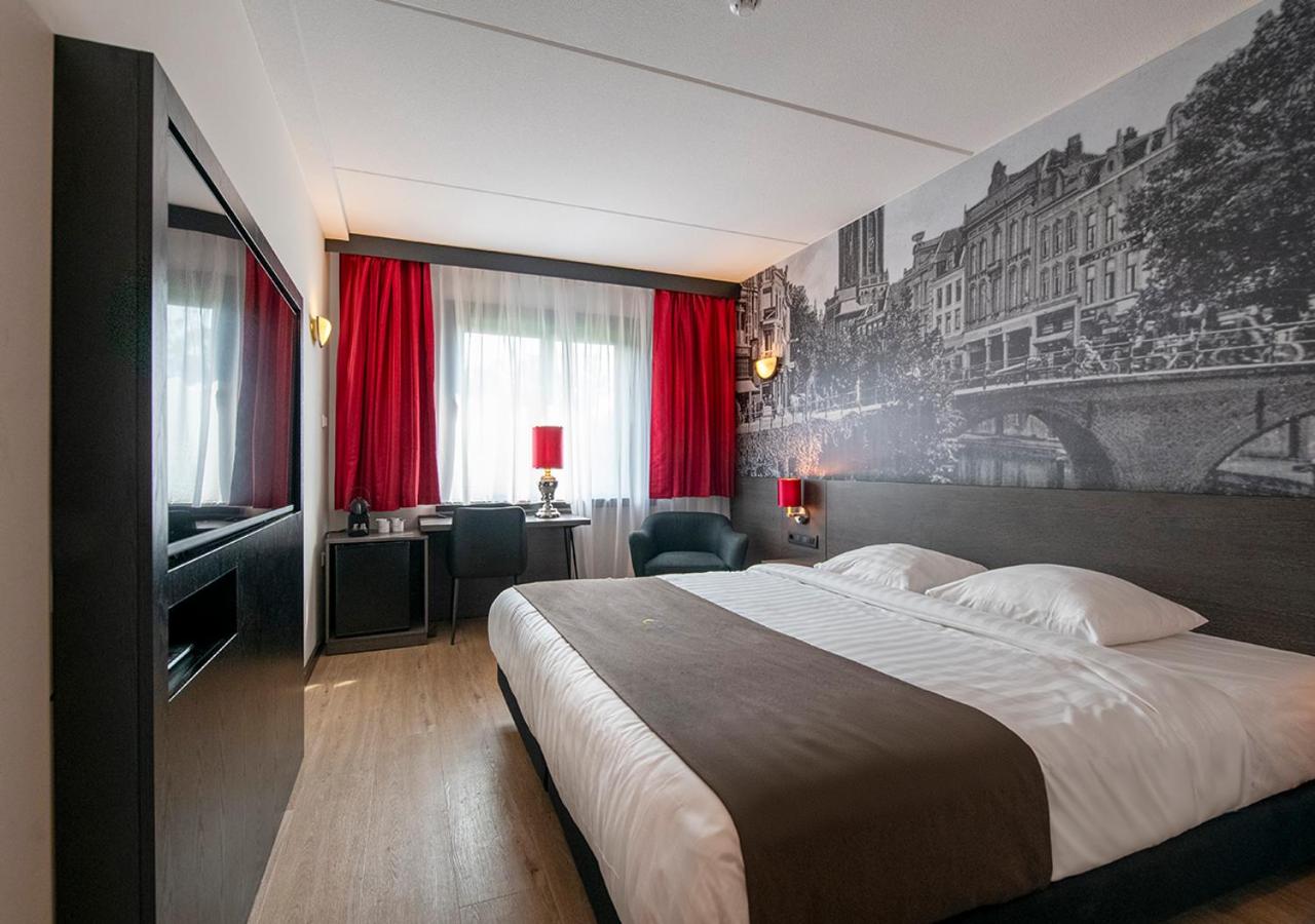 Deluxe, King Bed, Queen Bed