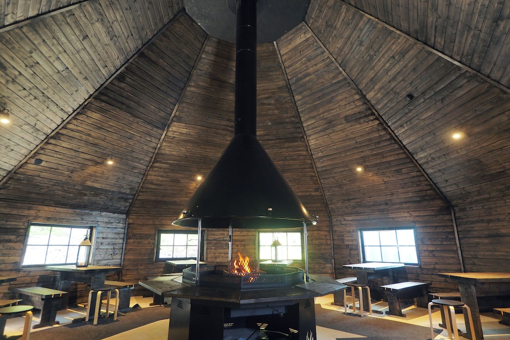 Arctic Panorama Resort 25/50