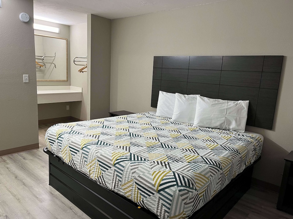 Studio6 Suites West Memphis, AR - Memphis 28/39