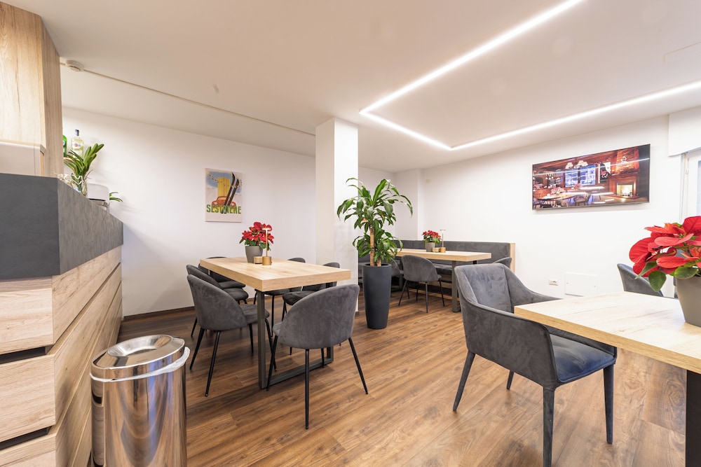 Hotel Hermitage 35/58
