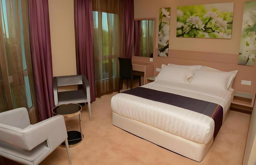 Amanson Signature Hotel 21/51