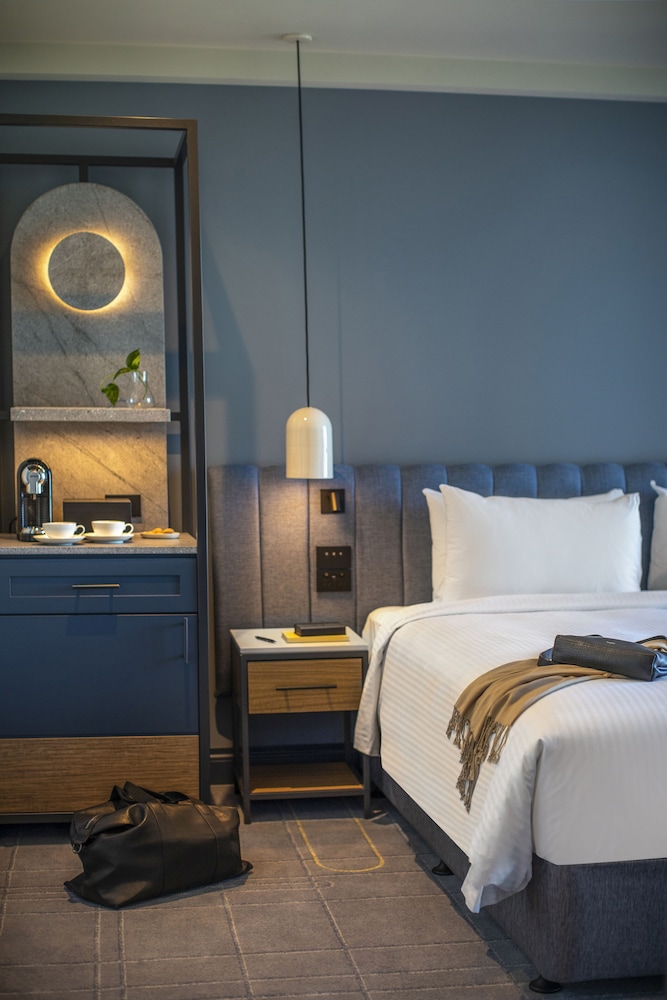 voco Melbourne Central, an IHG Hotel 24/77