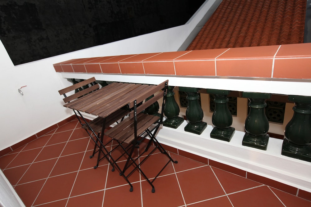 Gingerflower Boutique Hotel 49/50