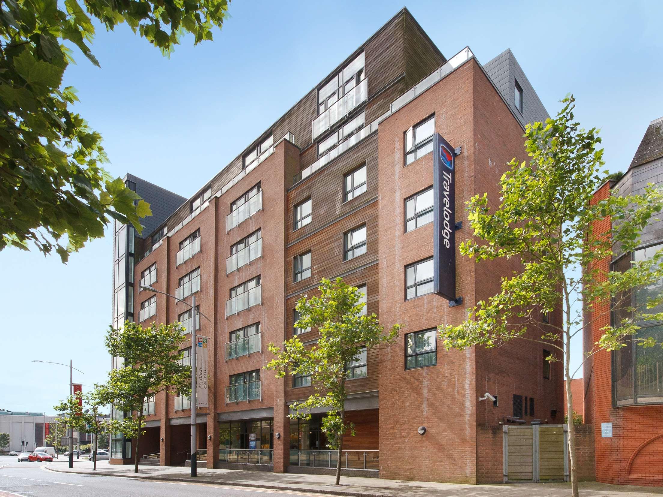 Travelodge Swansea Central 2/54
